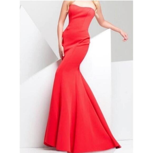 Tony Bowls Paris Cream Strapless Bodycon Mermaid Ball Gown Prom Dress Women's 2 - Picture 5 of 14